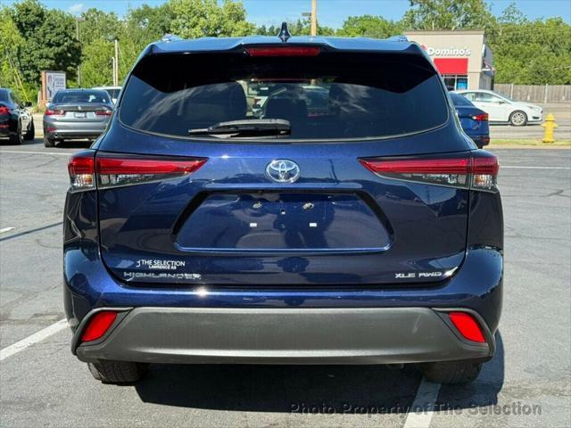 used 2021 Toyota Highlander car, priced at $28,900