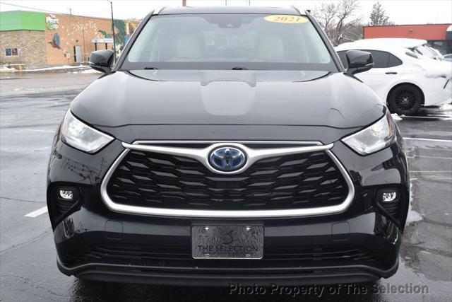 used 2021 Toyota Highlander Hybrid car, priced at $32,900