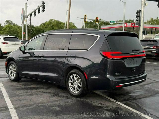 used 2021 Chrysler Pacifica car, priced at $21,900