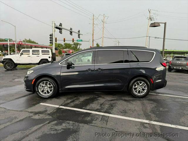 used 2021 Chrysler Pacifica car, priced at $21,900