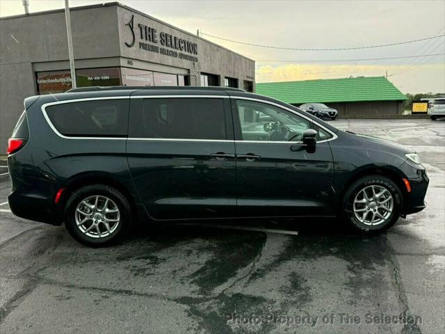 used 2021 Chrysler Pacifica car, priced at $21,900