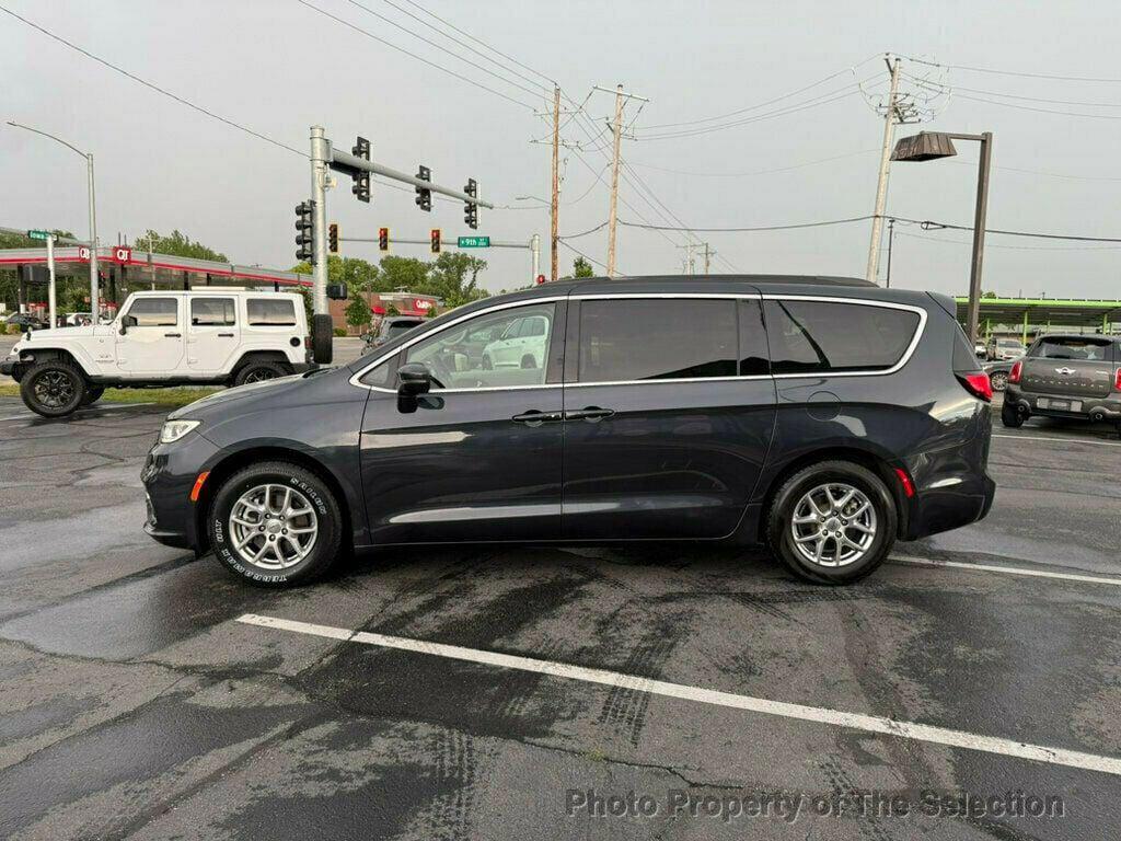 used 2021 Chrysler Pacifica car, priced at $19,900