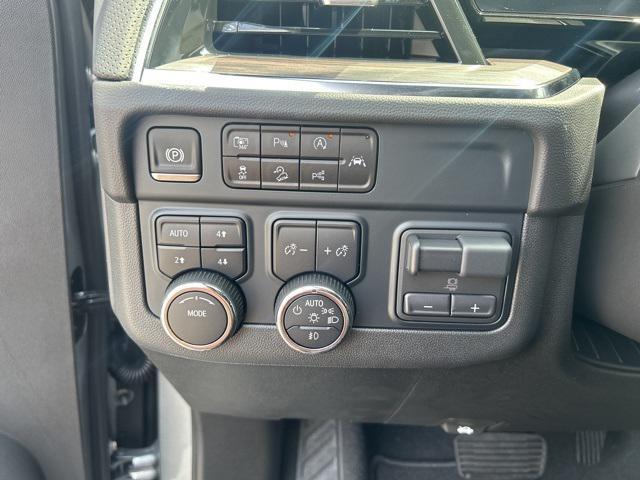 new 2025 Chevrolet Tahoe car, priced at $93,275