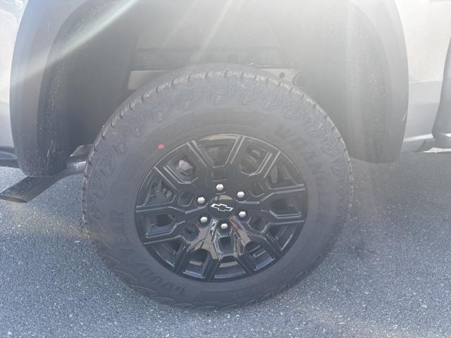 new 2026 Chevrolet Colorado car, priced at $45,435