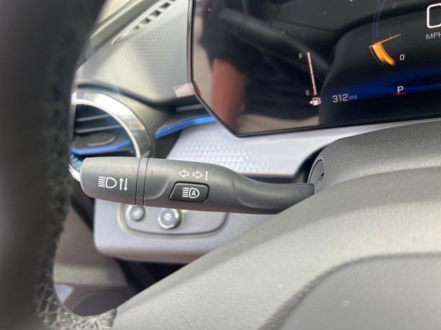 new 2025 Chevrolet Trax car, priced at $25,015