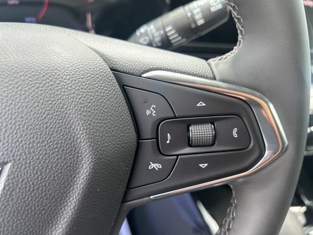 new 2025 Chevrolet Trax car, priced at $25,015