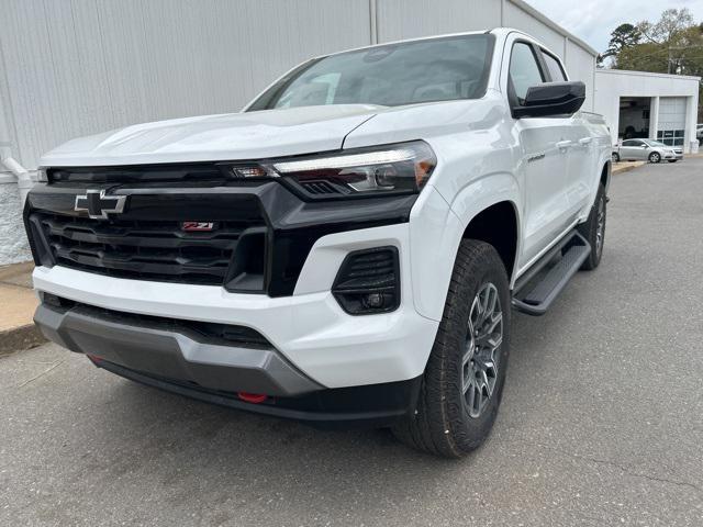 new 2025 Chevrolet Colorado car, priced at $45,626