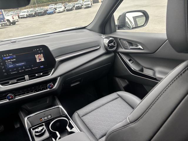 new 2026 Chevrolet Equinox car, priced at $33,836