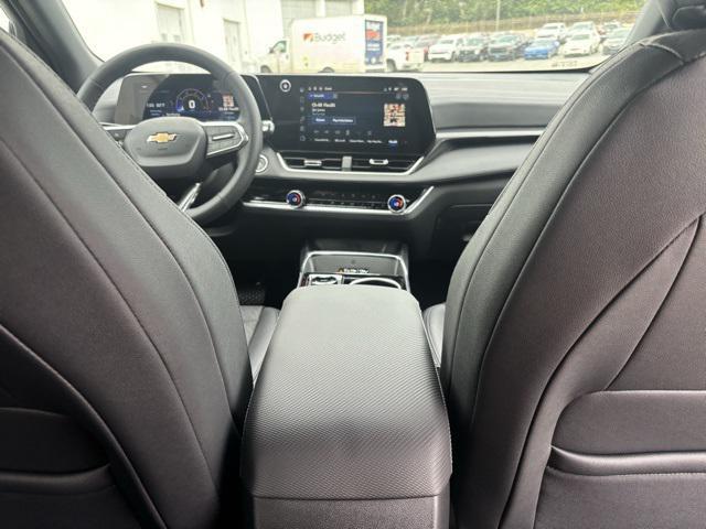 new 2026 Chevrolet Equinox car, priced at $33,836