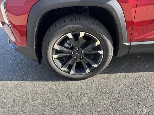 new 2026 Chevrolet Equinox car, priced at $37,930