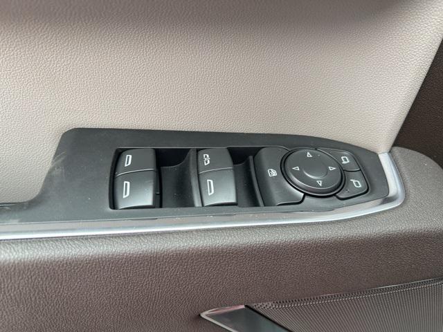 new 2025 Chevrolet Silverado 1500 car, priced at $49,882
