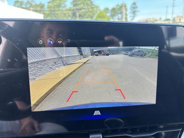 new 2026 Chevrolet Equinox car, priced at $28,660