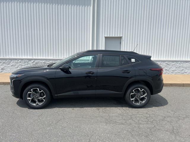 new 2025 Chevrolet Trax car, priced at $25,015