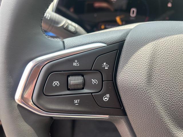 new 2025 Chevrolet Trax car, priced at $25,015