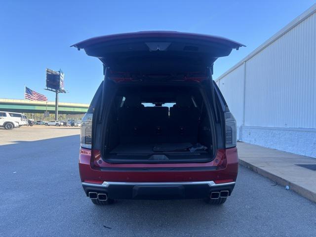new 2026 Chevrolet Suburban car, priced at $96,680