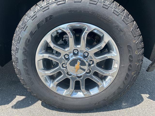 new 2025 Chevrolet Silverado 2500 car, priced at $76,133