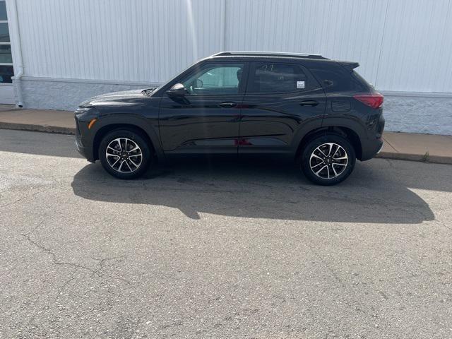 new 2025 Chevrolet TrailBlazer car, priced at $26,662