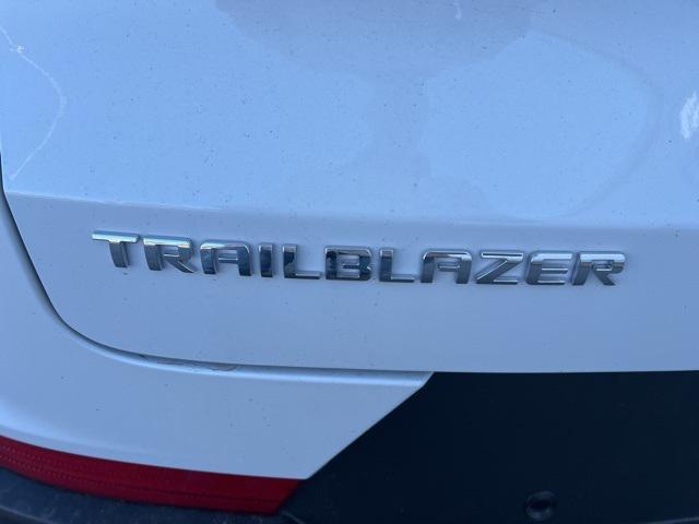 new 2025 Chevrolet TrailBlazer car, priced at $25,662