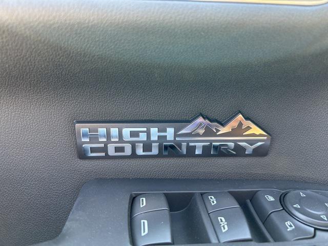 new 2025 Chevrolet Silverado 1500 car, priced at $71,543