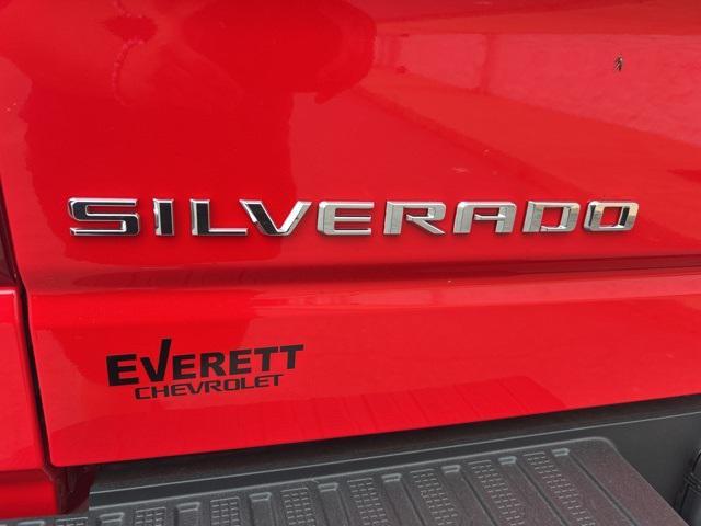 new 2025 Chevrolet Silverado 1500 car, priced at $48,023