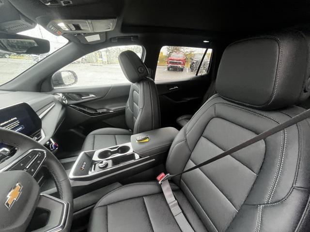 new 2026 Chevrolet Equinox car, priced at $35,995