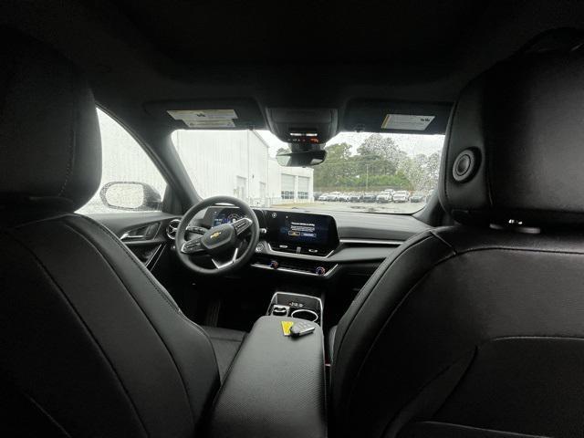 new 2026 Chevrolet Equinox car, priced at $35,995