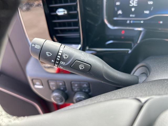 new 2025 Chevrolet Silverado 1500 car, priced at $48,957