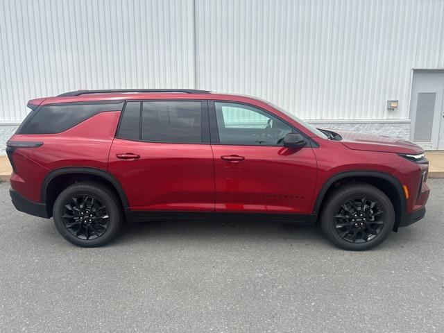 new 2025 Chevrolet Traverse car, priced at $50,450
