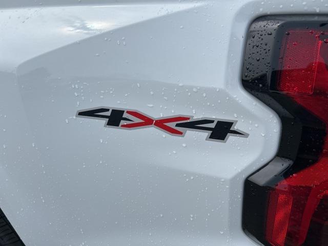 new 2025 Chevrolet Colorado car