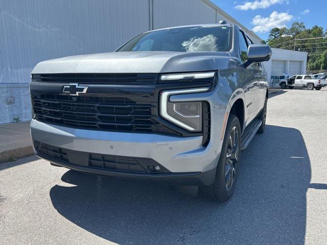 new 2025 Chevrolet Suburban car