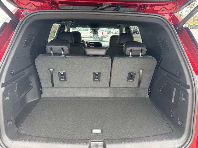 new 2025 Chevrolet Traverse car, priced at $44,595
