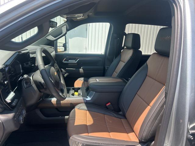new 2025 Chevrolet Silverado 2500 car, priced at $83,075