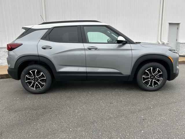 new 2025 Chevrolet TrailBlazer car, priced at $29,926