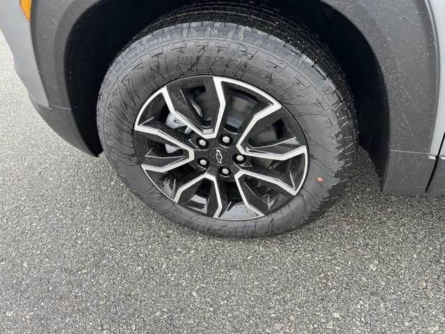 new 2025 Chevrolet TrailBlazer car, priced at $29,926