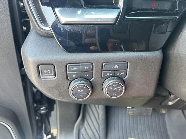 used 2022 Chevrolet Silverado 1500 car, priced at $38,152