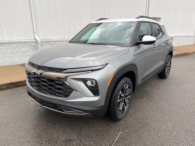 new 2025 Chevrolet TrailBlazer car, priced at $31,422