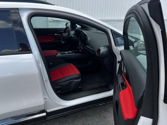 new 2025 Chevrolet Equinox EV car