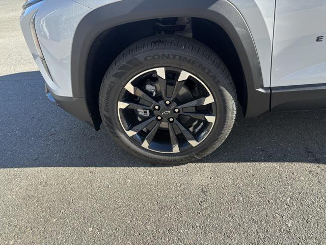 new 2026 Chevrolet Equinox car, priced at $37,705