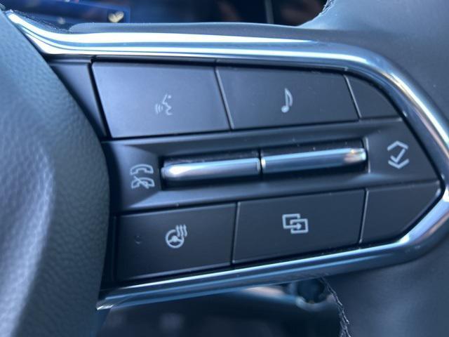 used 2025 Chevrolet Equinox car, priced at $28,452