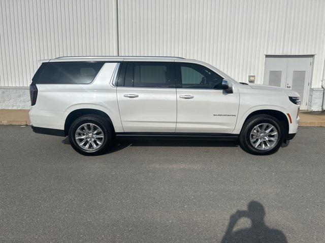 new 2025 Chevrolet Suburban car