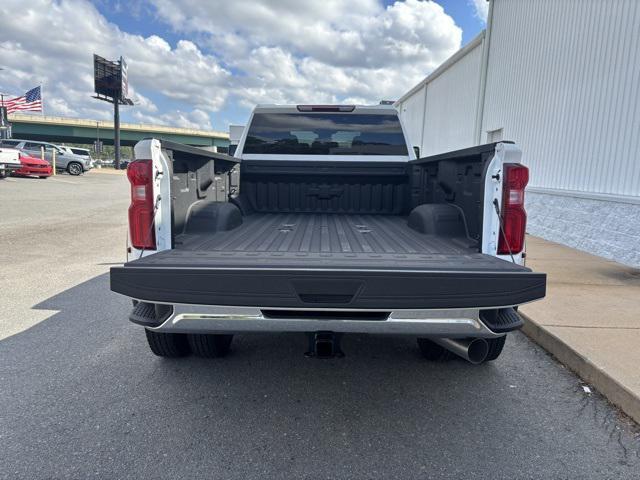 new 2025 Chevrolet Silverado 3500 car