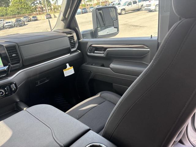 new 2025 Chevrolet Silverado 3500 car