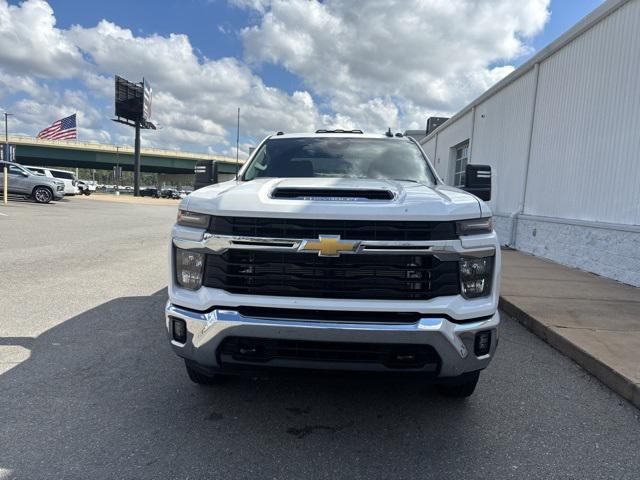 new 2025 Chevrolet Silverado 3500 car