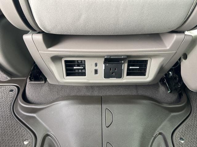 new 2025 Chevrolet Silverado 1500 car, priced at $48,386