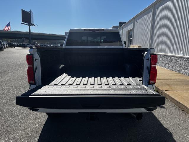 new 2026 Chevrolet Silverado 3500 car, priced at $93,010