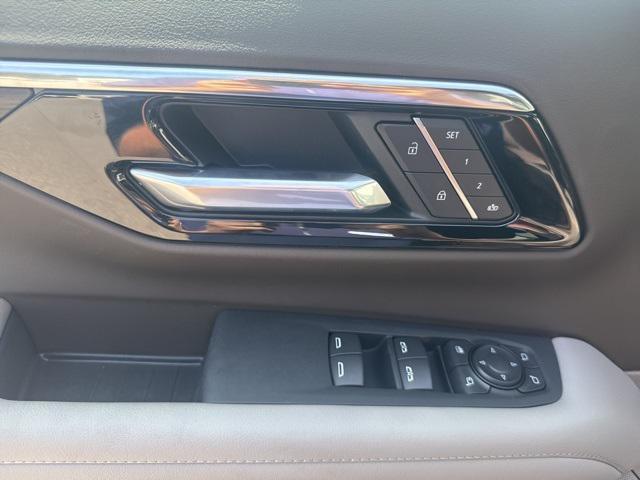 new 2025 Chevrolet Tahoe car, priced at $67,470