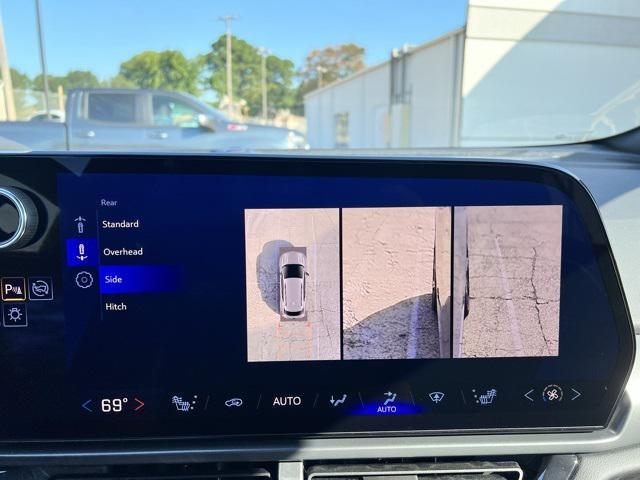 new 2024 Chevrolet Equinox EV car, priced at $38,585