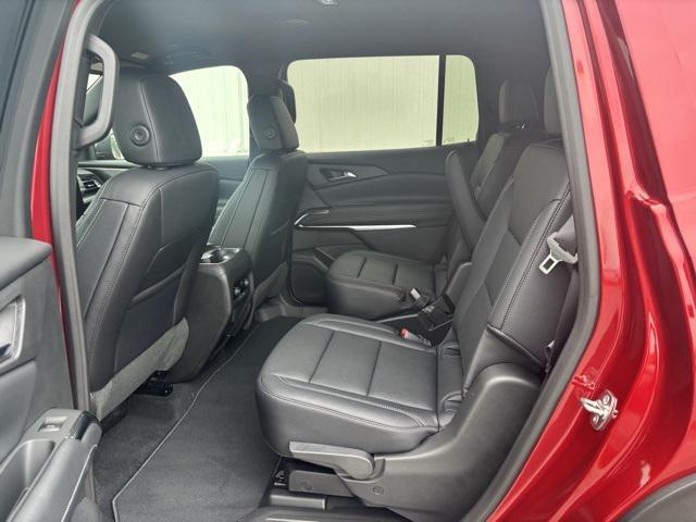 new 2026 Chevrolet Traverse car, priced at $45,455