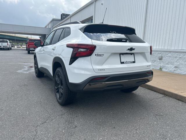 new 2025 Chevrolet Trax car, priced at $26,730