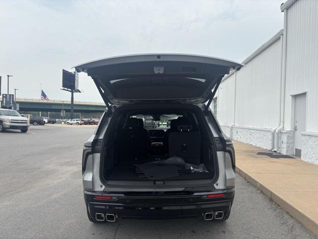 new 2026 Chevrolet Traverse car, priced at $44,960